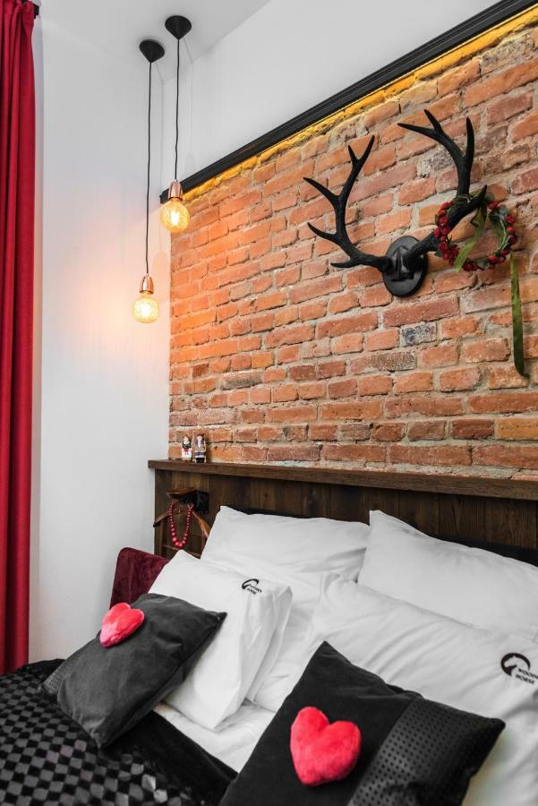 Wooden Horse - New Apartment - Old Town Краков Экстерьер фото